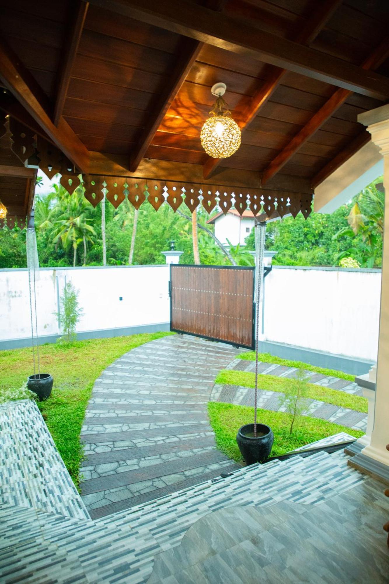 Ranagiri Relaxing Bungalow เบนโตตา ภายนอก รูปภาพ